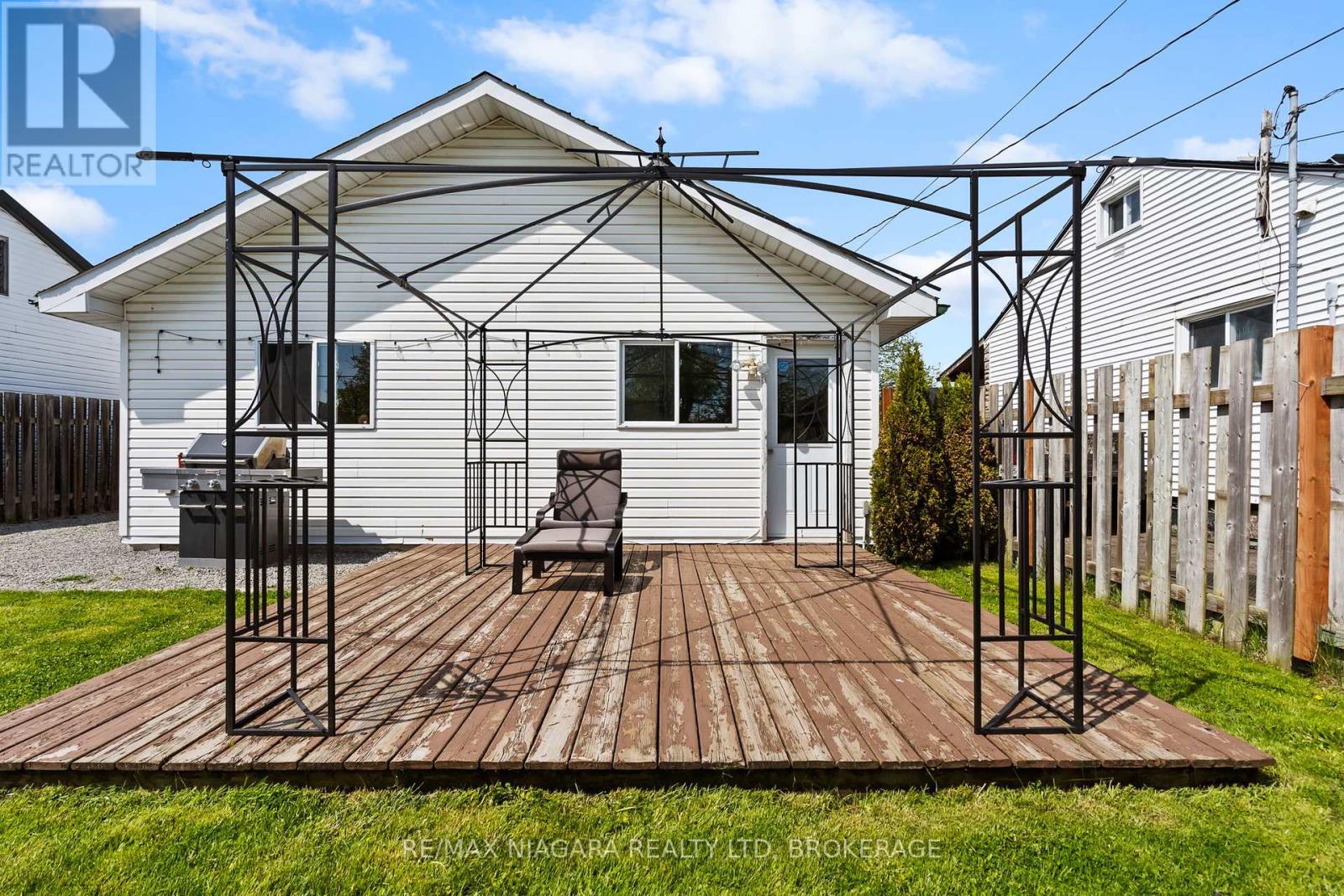 317 Simpson Avenue, Welland, Ontario  L3B 4Y7 - Photo 20 - X12146963