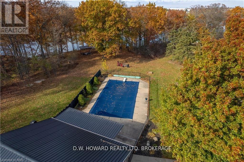 417 Highway 140 Highway, Welland, Ontario  L3B 5N7 - Photo 10 - X12147028