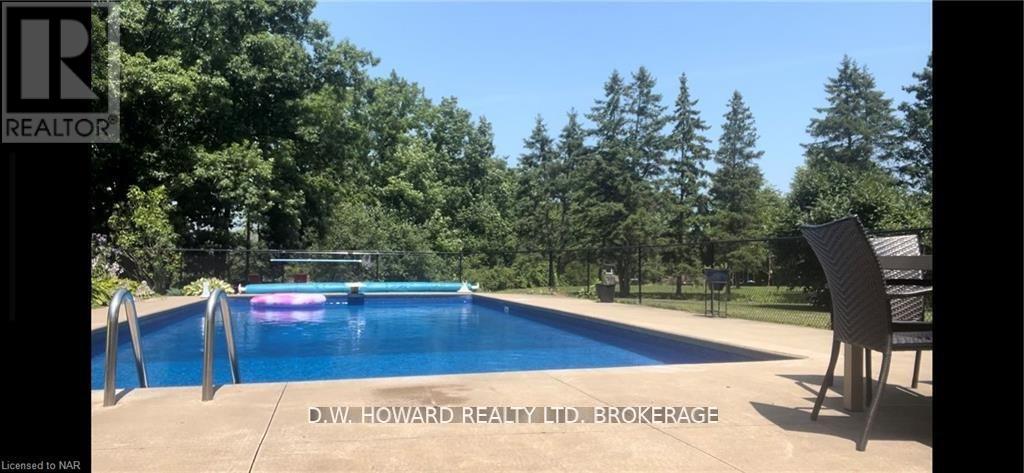 417 Highway 140 Highway, Welland, Ontario  L3B 5N7 - Photo 11 - X12147028