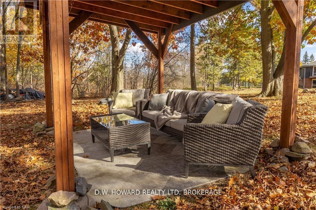 417 Highway 140 Highway, Welland, Ontario  L3B 5N7 - Photo 7 - X12147028