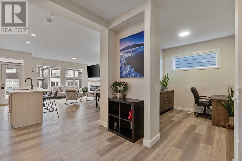 Property at 63 Magnolia Court SE image 5