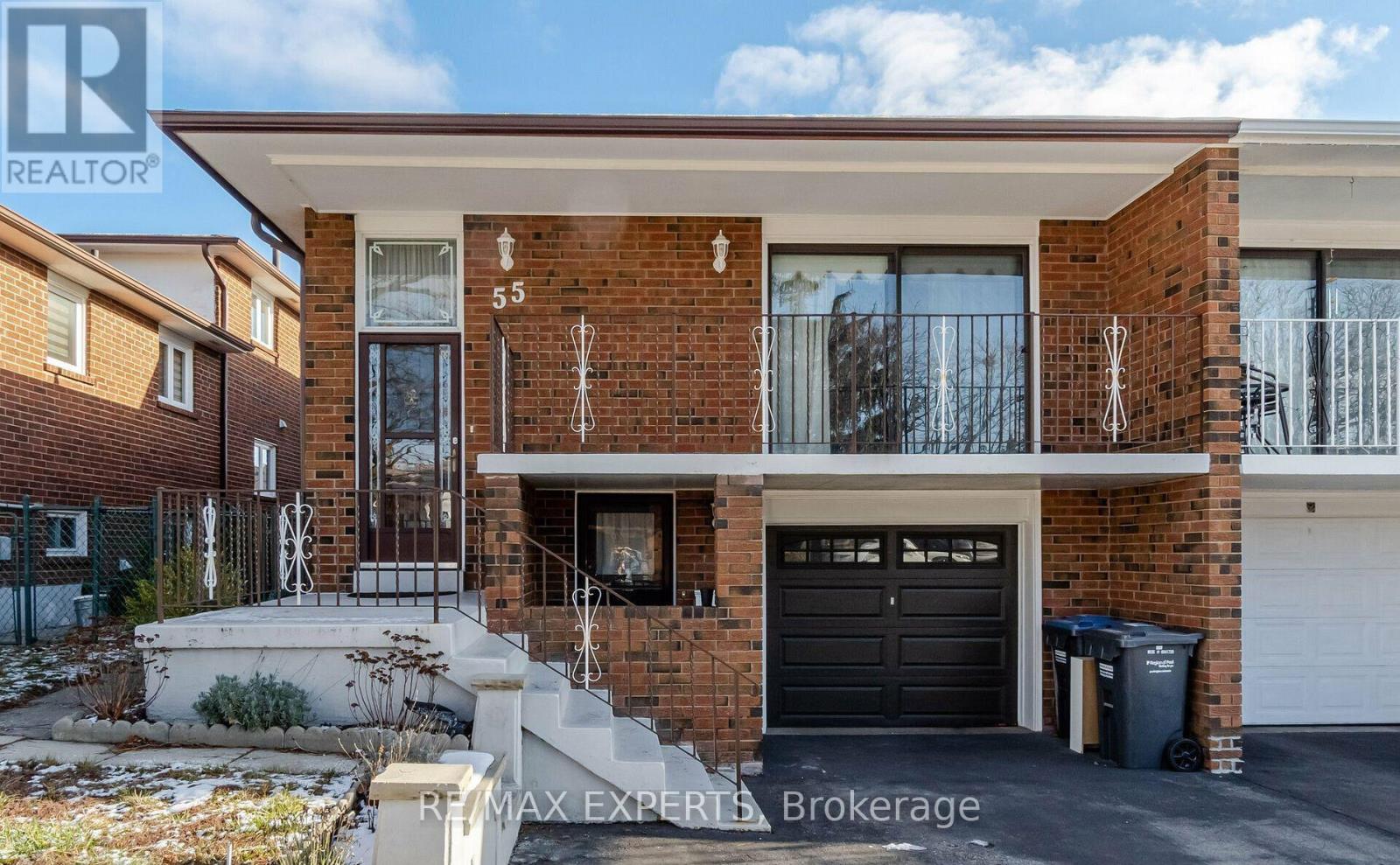 55 MAJOR OAKS DRIVE, Brampton, Ontario