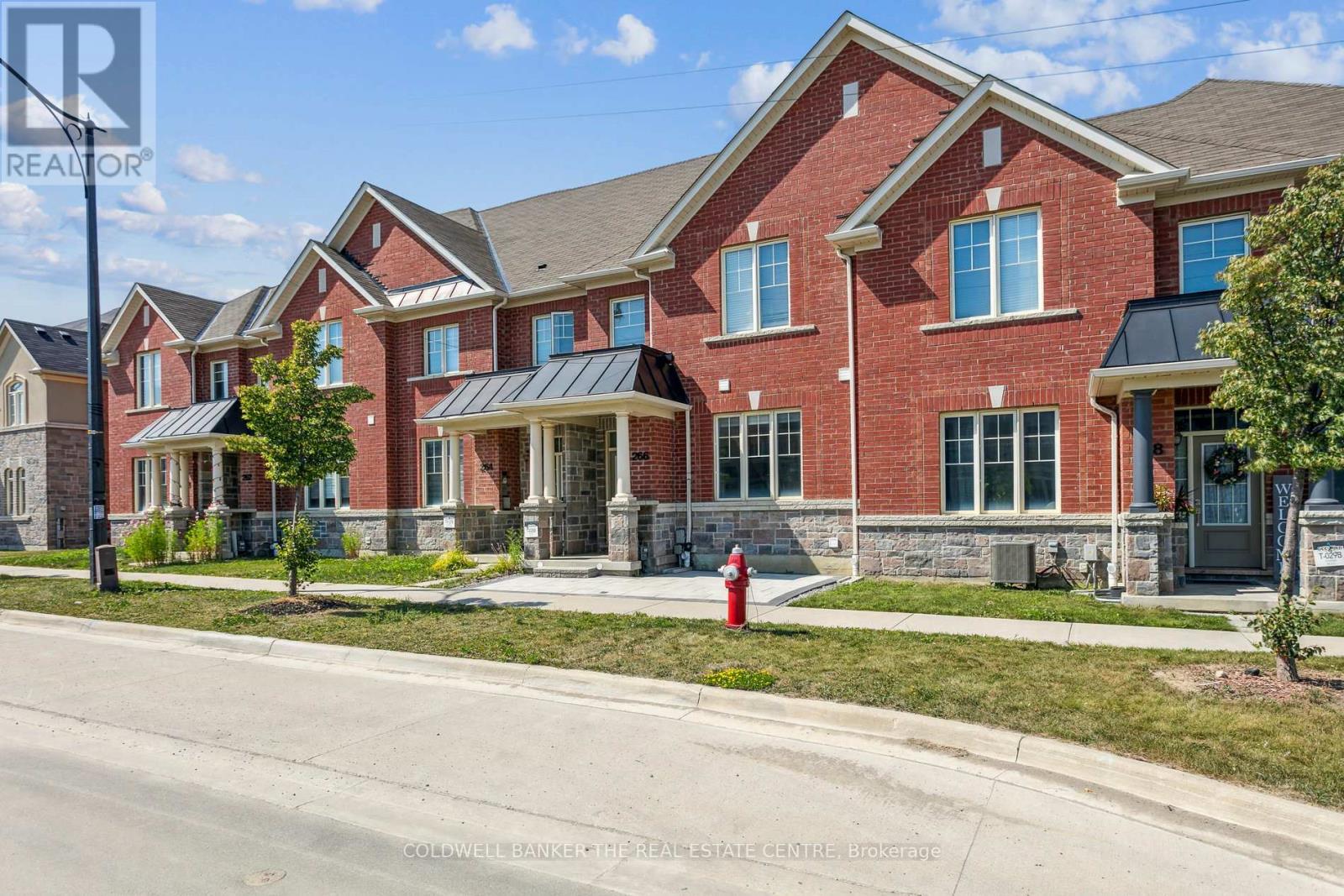 266 Inspire Boulevard S, Brampton, Ontario  L6R 3Z3 - Photo 2 - W12146696