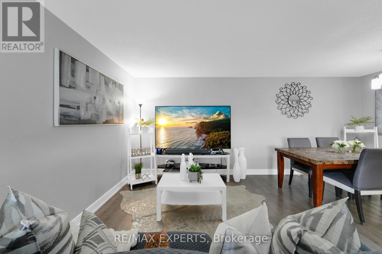 404 - 61 Markbrook Lane, Toronto, Ontario  M9V 5E7 - Photo 10 - W12146702