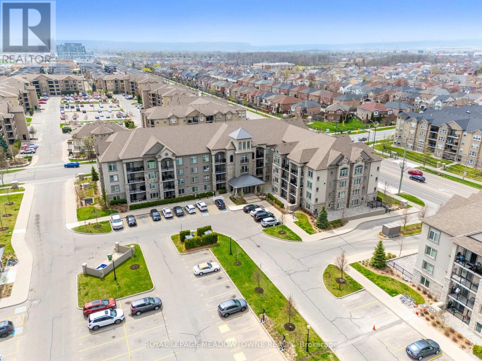 415 - 1440 Main Street E, Milton, Ontario  L9T 8W3 - Photo 4 - W12146713