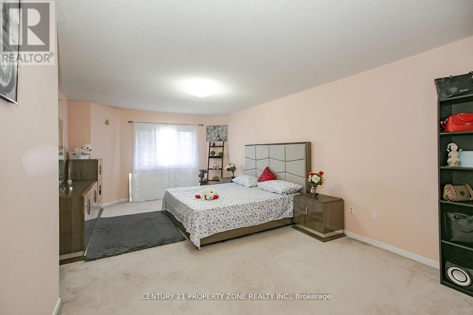 151 Mountainash Road, Brampton (Sandringham-Wellington), Ontario  L6R 1J1 - Photo 26 - W12146880
