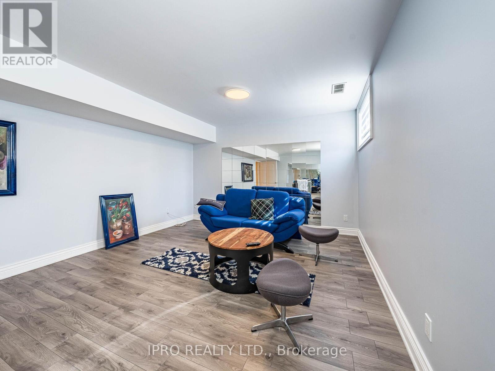 880 6th Street, Mississauga, Ontario  L5E 1N6 - Photo 44 - W12146907