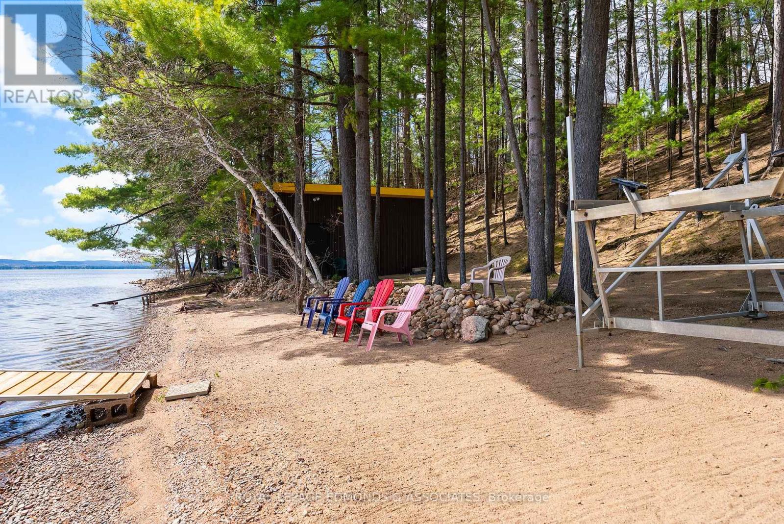 643 Pine Point Lane, Killaloe, Ontario  K0J 2J0 - Photo 7 - X12044707