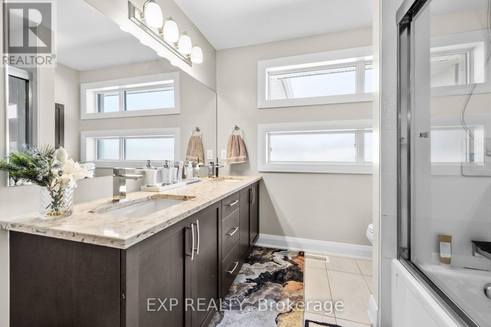 320 Serenade Crescent, Ottawa, Ontario  K1X 0B9 - Photo 19 - X12146947