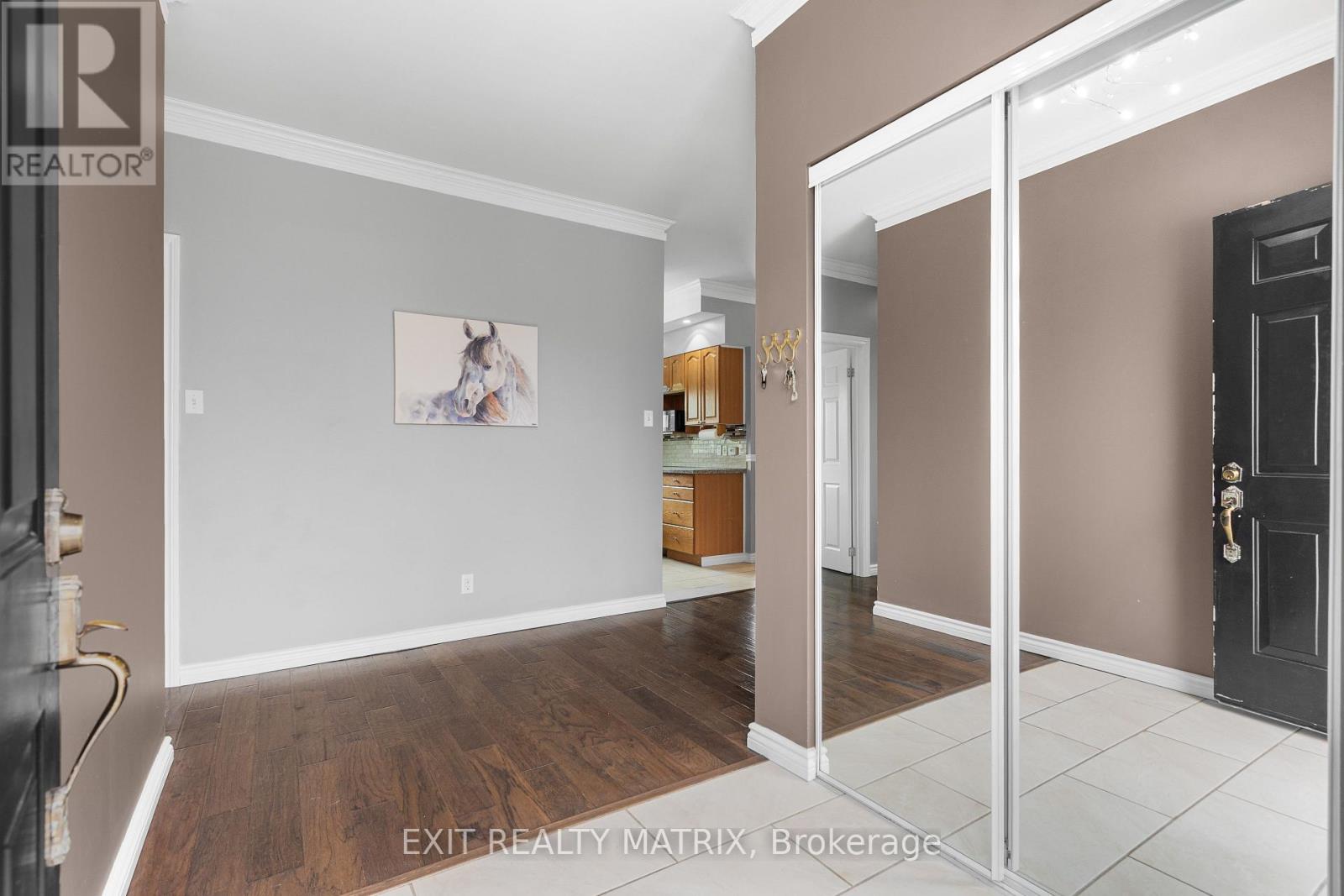 211 Ford Road, Montague, Ontario  K7A 4S4 - Photo 5 - X12146999