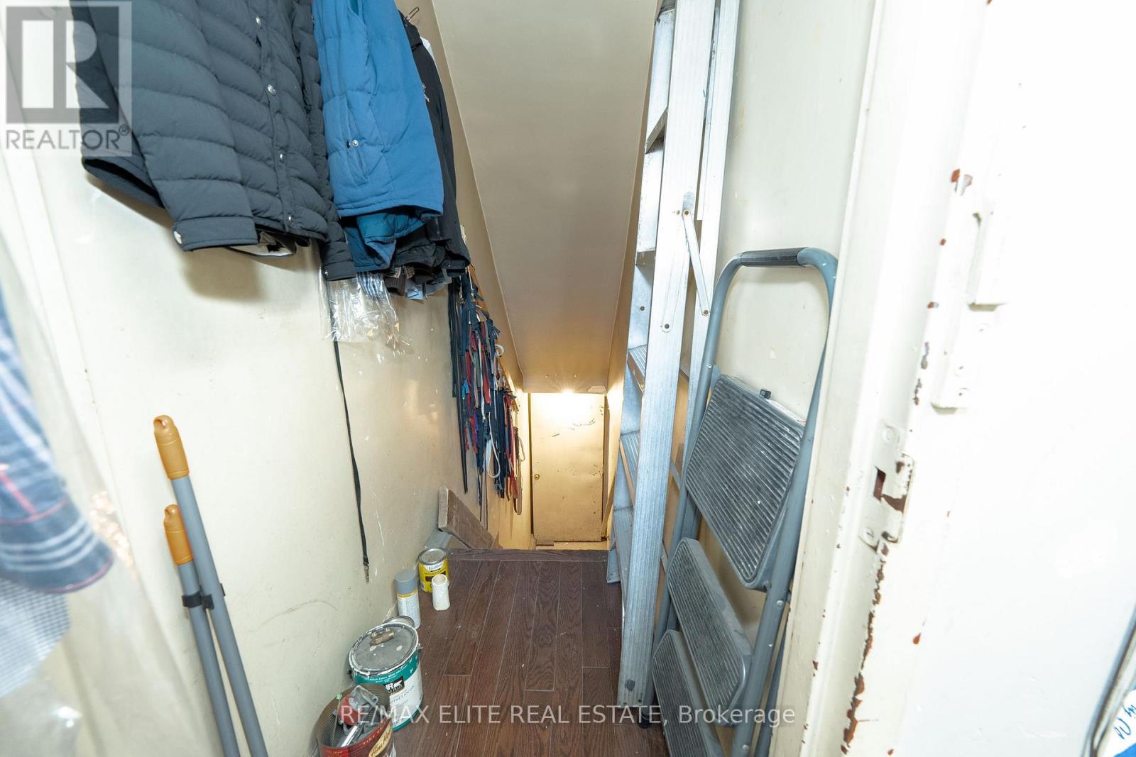 544 Eglinton Avenue W, Toronto, Ontario  M5N 1B4 - Photo 17 - C12115973