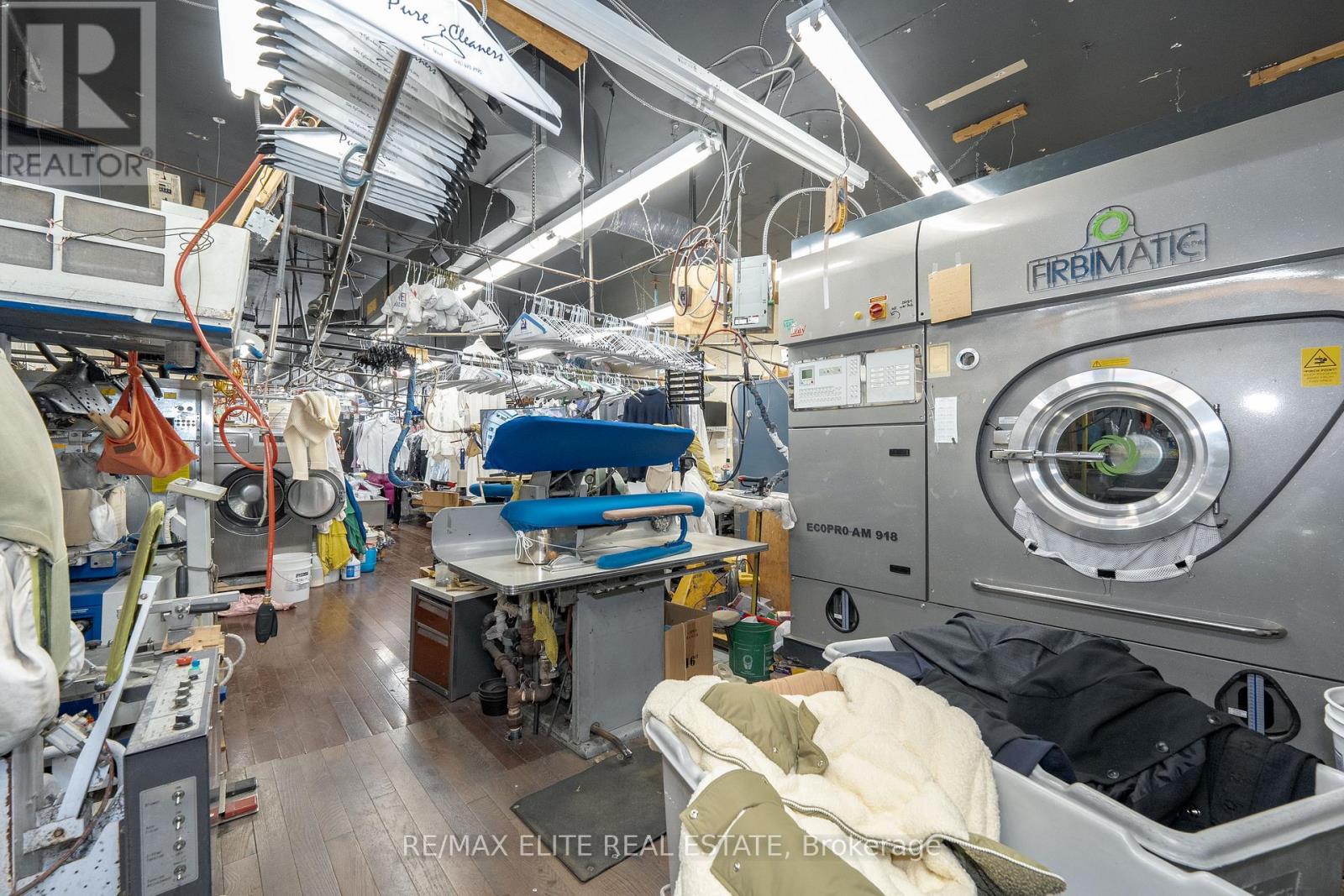 544 Eglinton Avenue W, Toronto, Ontario  M5N 1B4 - Photo 8 - C12115973