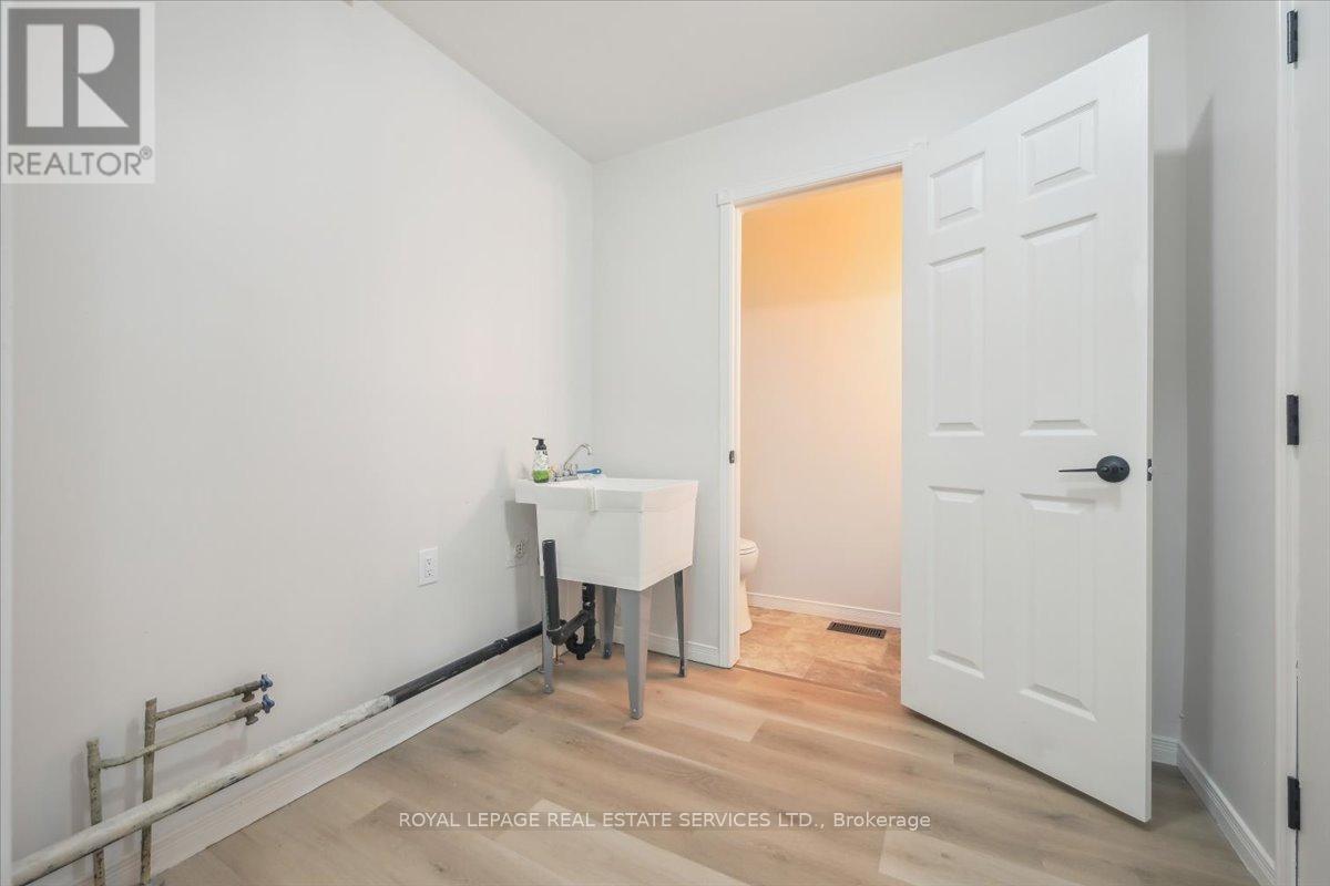 18 - 29 Garden Drive, West Lincoln (Smithville), Ontario  L0R 2A0 - Photo 11 - X12146690
