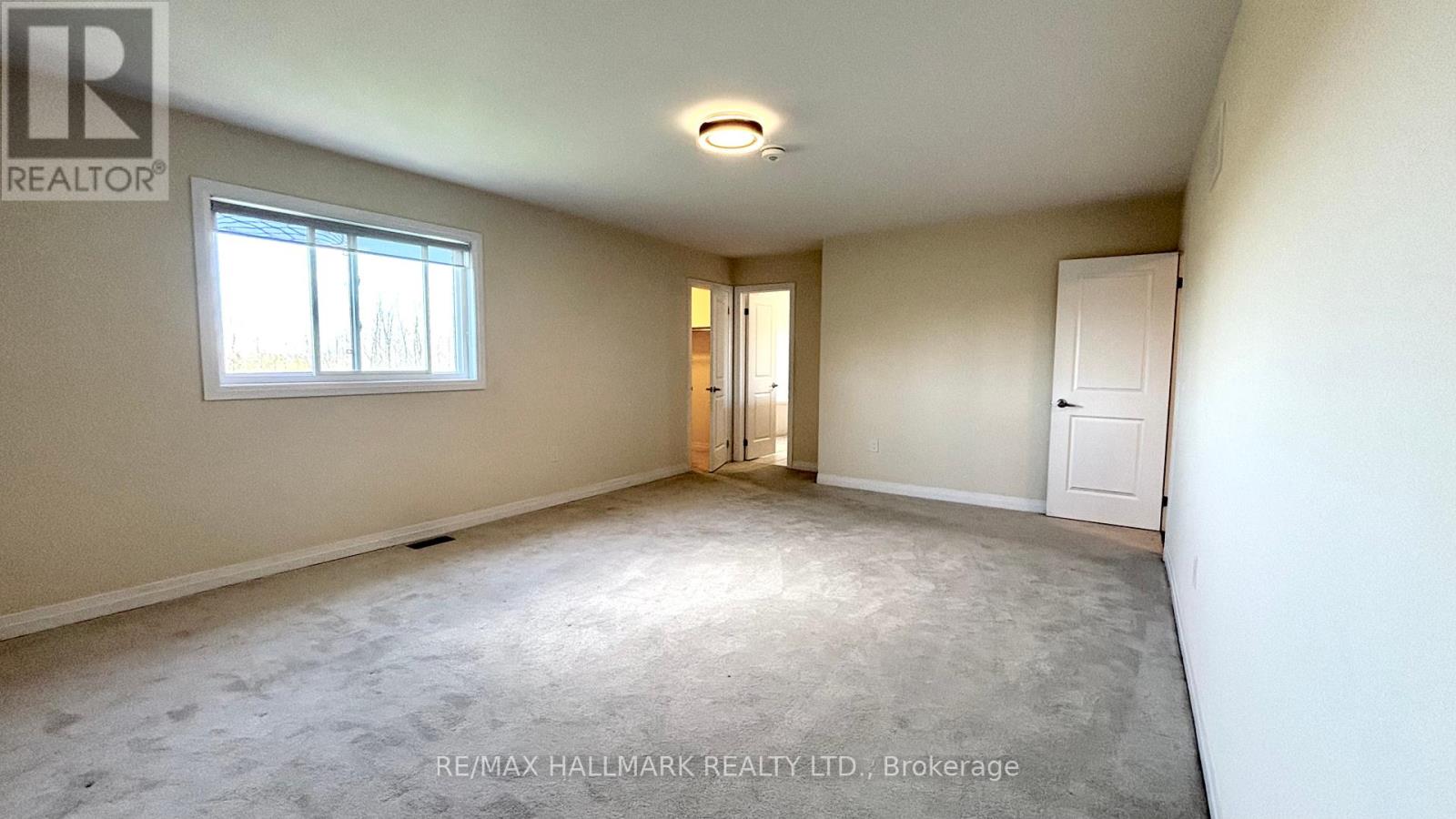 37 Carew Boulevard, Kawartha Lakes, Ontario  K9V 4R1 - Photo 20 - X12146708