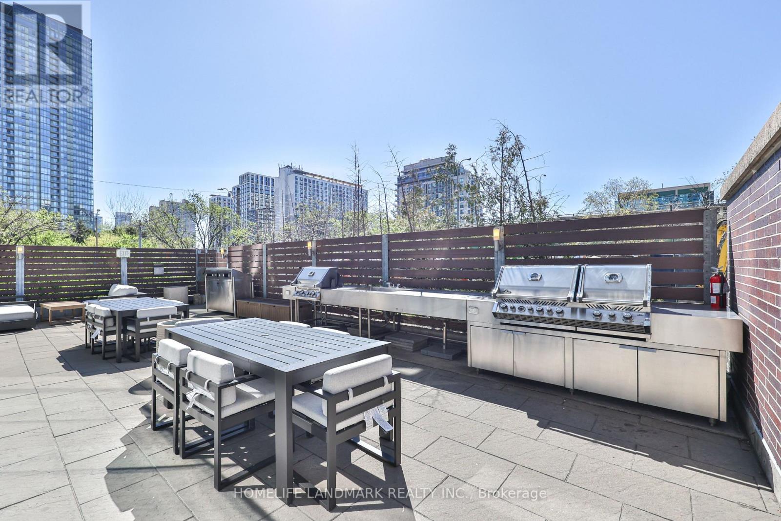 7 Brunel Court, Toronto (Waterfront Communities), Ontario  M5V 3Y2 - Photo 36 - C12146108