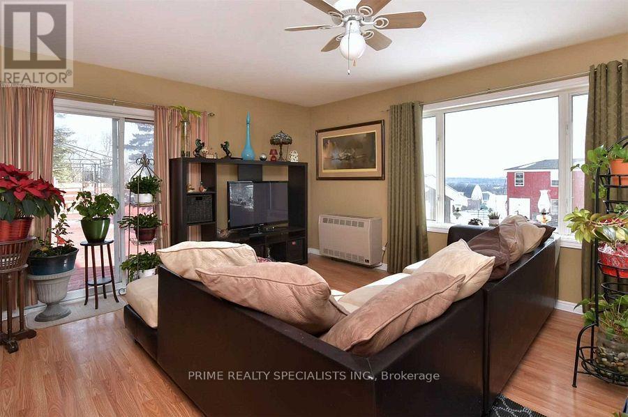 4161 Hwy 89 Road, Innisfil, Ontario  L0L 1L0 - Photo 9 - N12123333