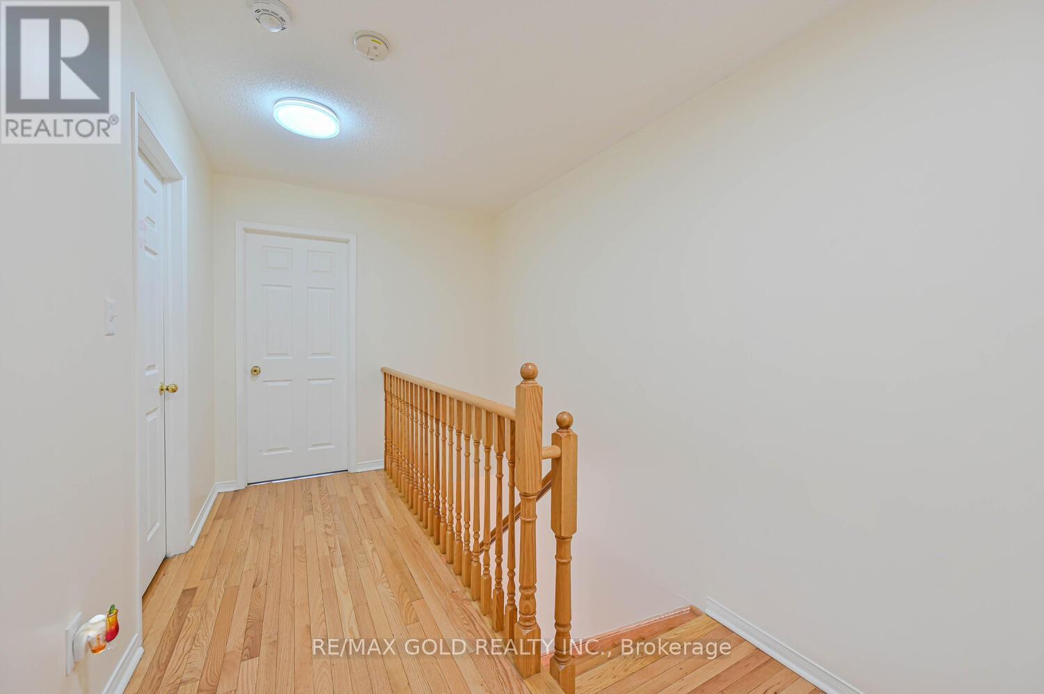 92 Cookview Drive, Brampton, Ontario  L6R 3V1 - Photo 14 - W12140530