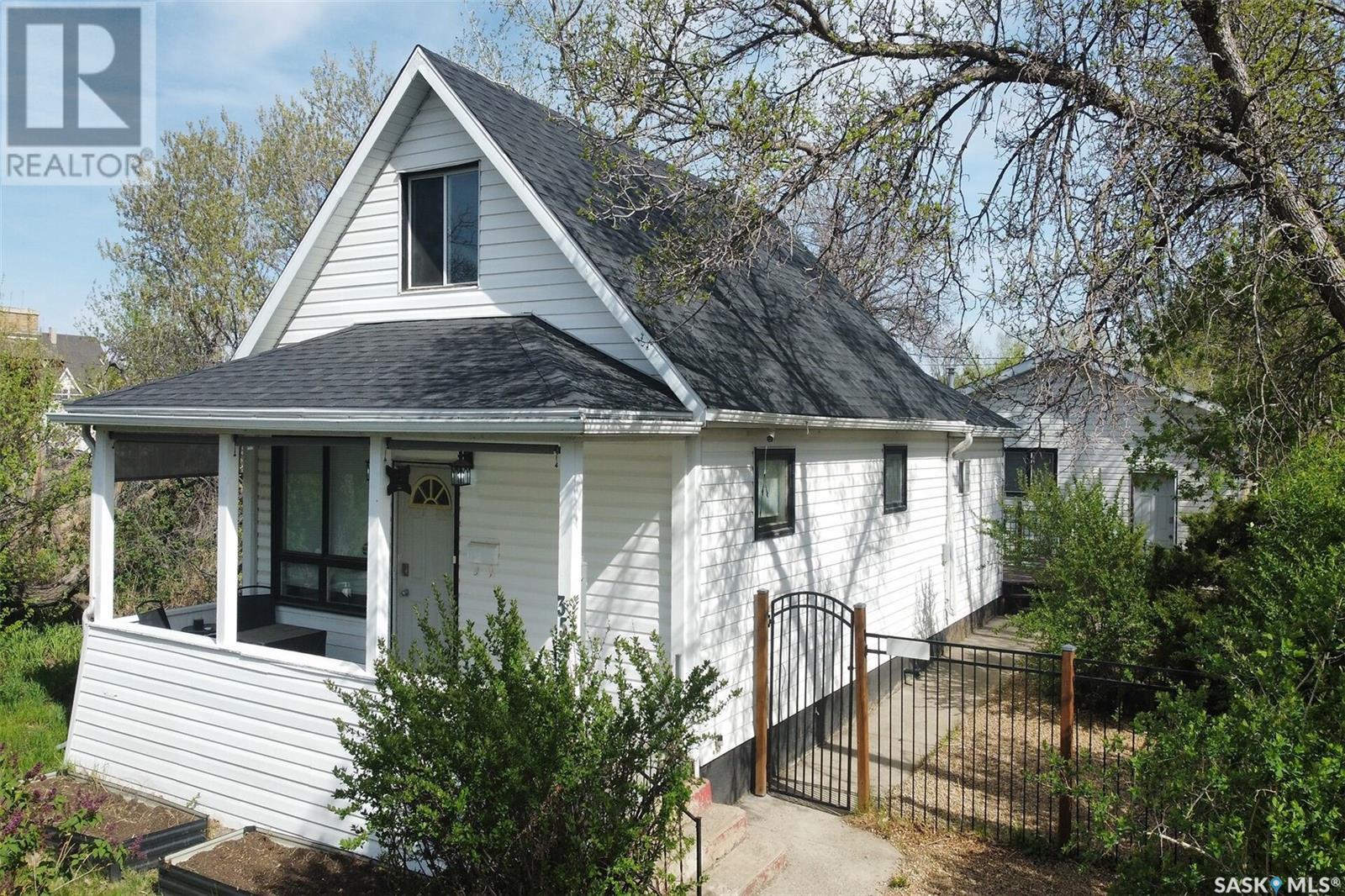 Property at 354 Stadacona STREET E image 1
