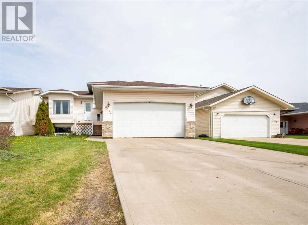 Property at 8814 108 Avenue image 2
