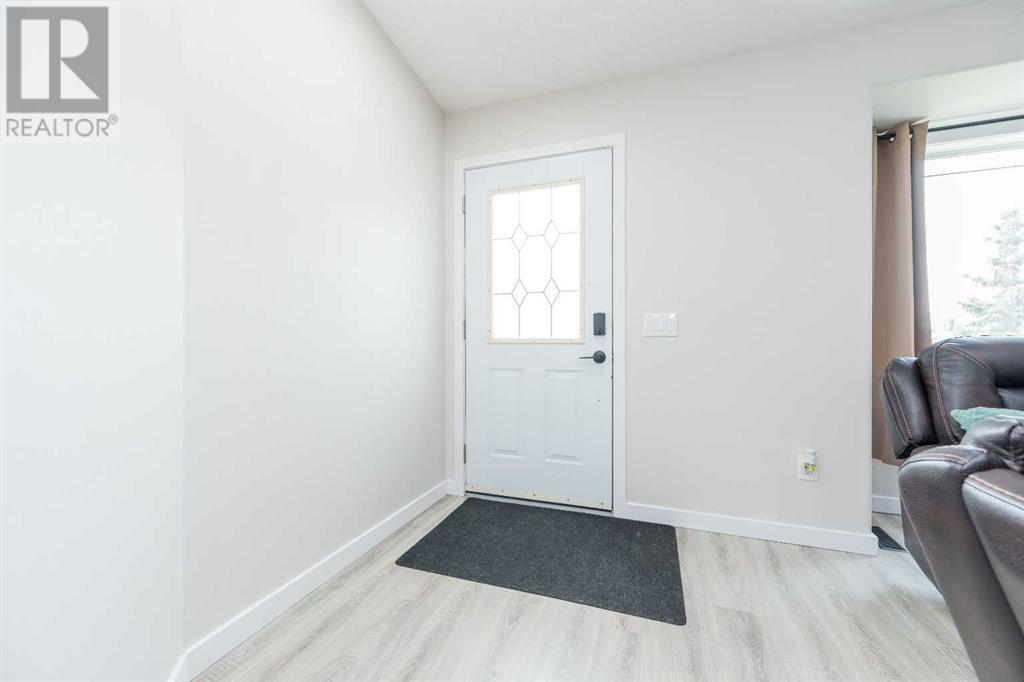 Property at 8814 108 Avenue image 3