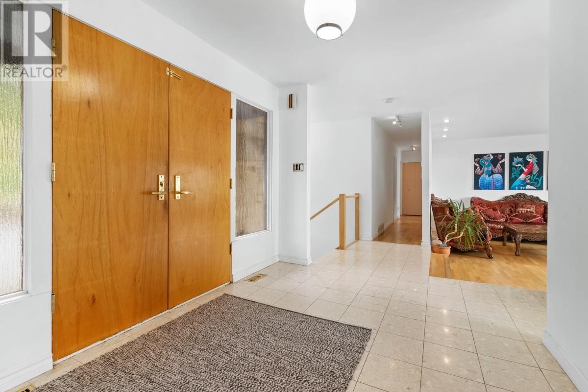 Property at 1456 CHARTWELL DRIVE image 4