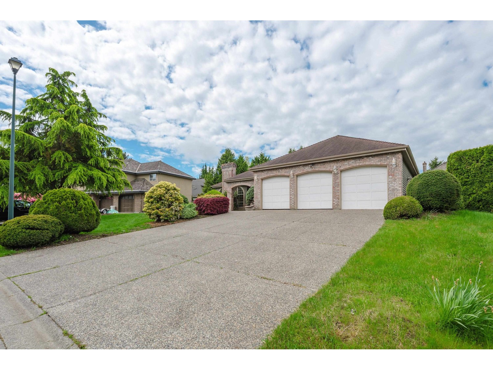 2973 145a Street, Surrey, British Columbia  V4P 1P7 - Photo 2 - R3000206
