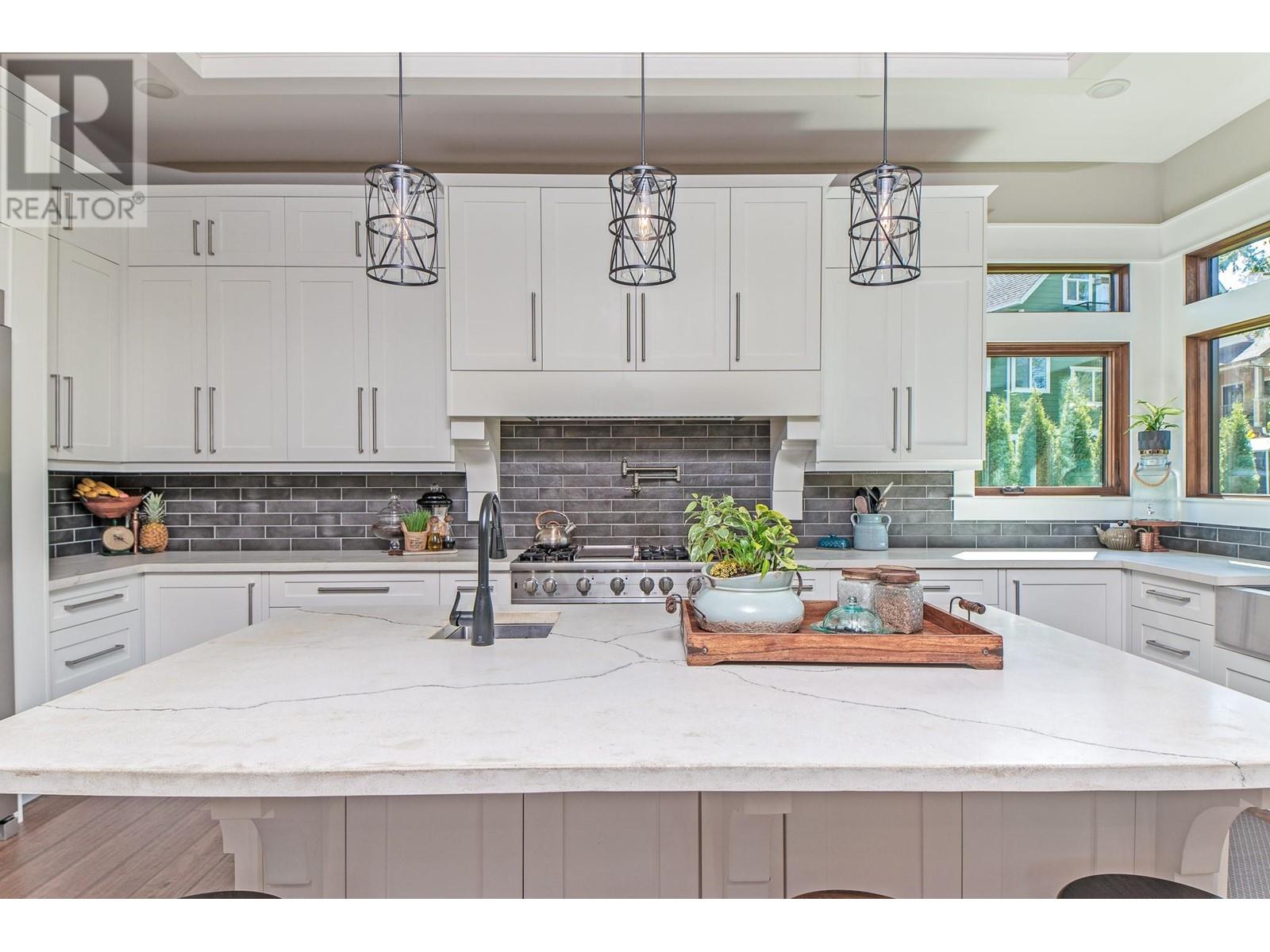 315 Canyon Street, Creston, British Columbia  V0B 1G3 - Photo 11 - 10346861