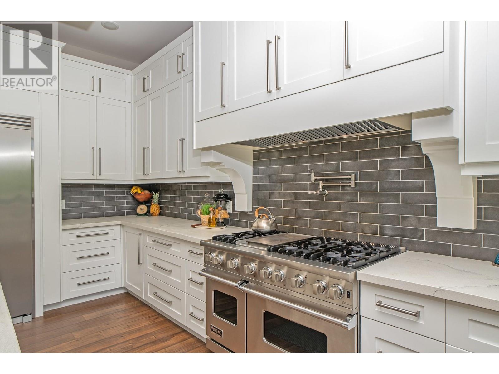 315 Canyon Street, Creston, British Columbia  V0B 1G3 - Photo 9 - 10346861