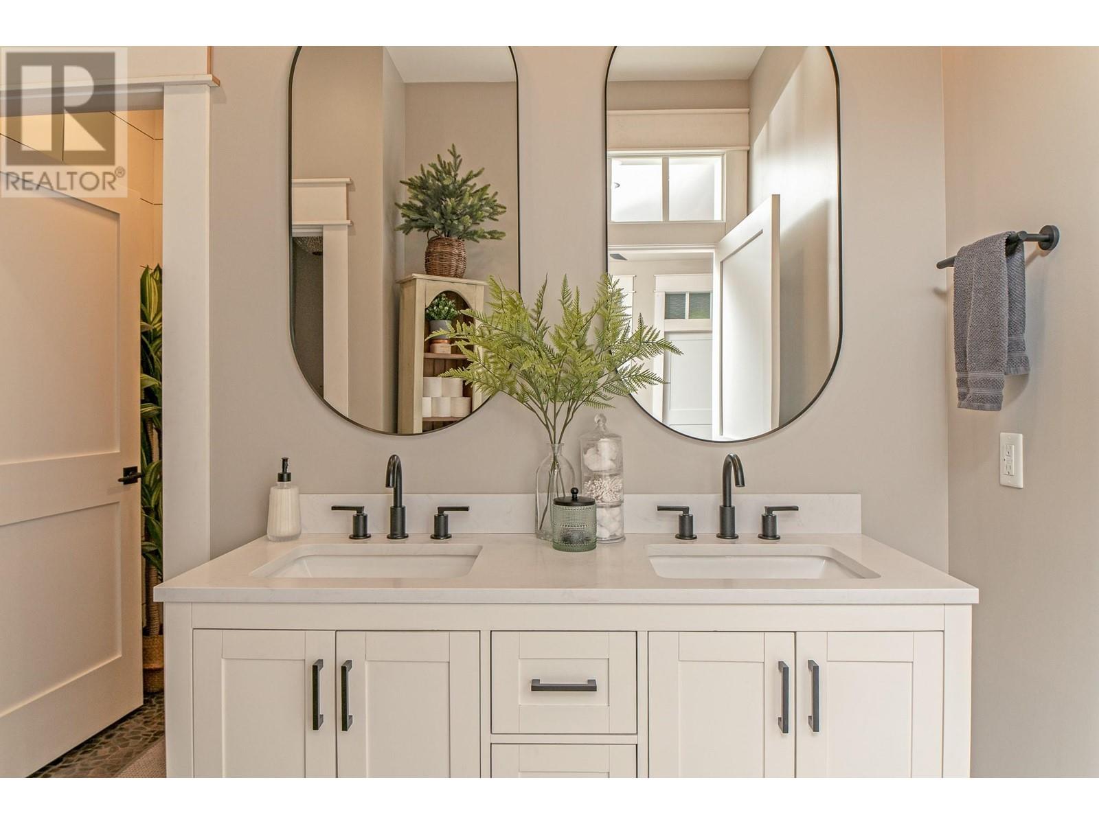 315 Canyon Street, Creston, British Columbia  V0B 1G3 - Photo 33 - 10346861