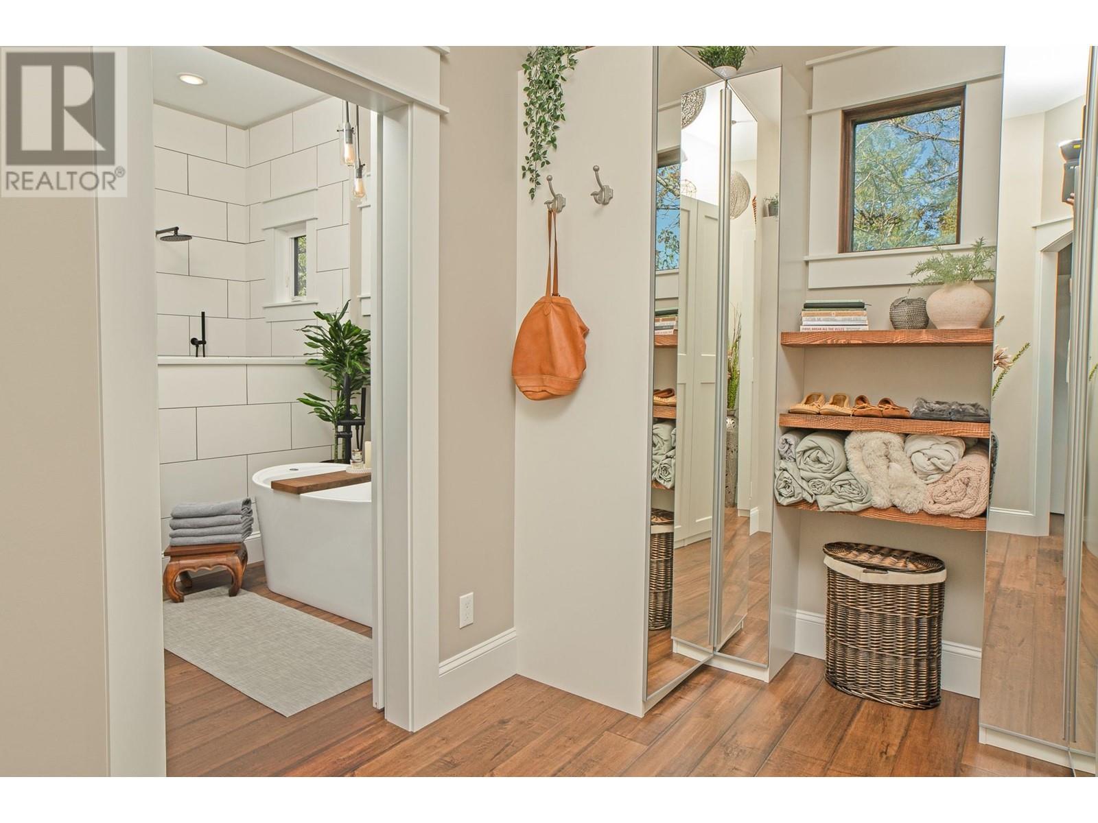 315 Canyon Street, Creston, British Columbia  V0B 1G3 - Photo 19 - 10346861