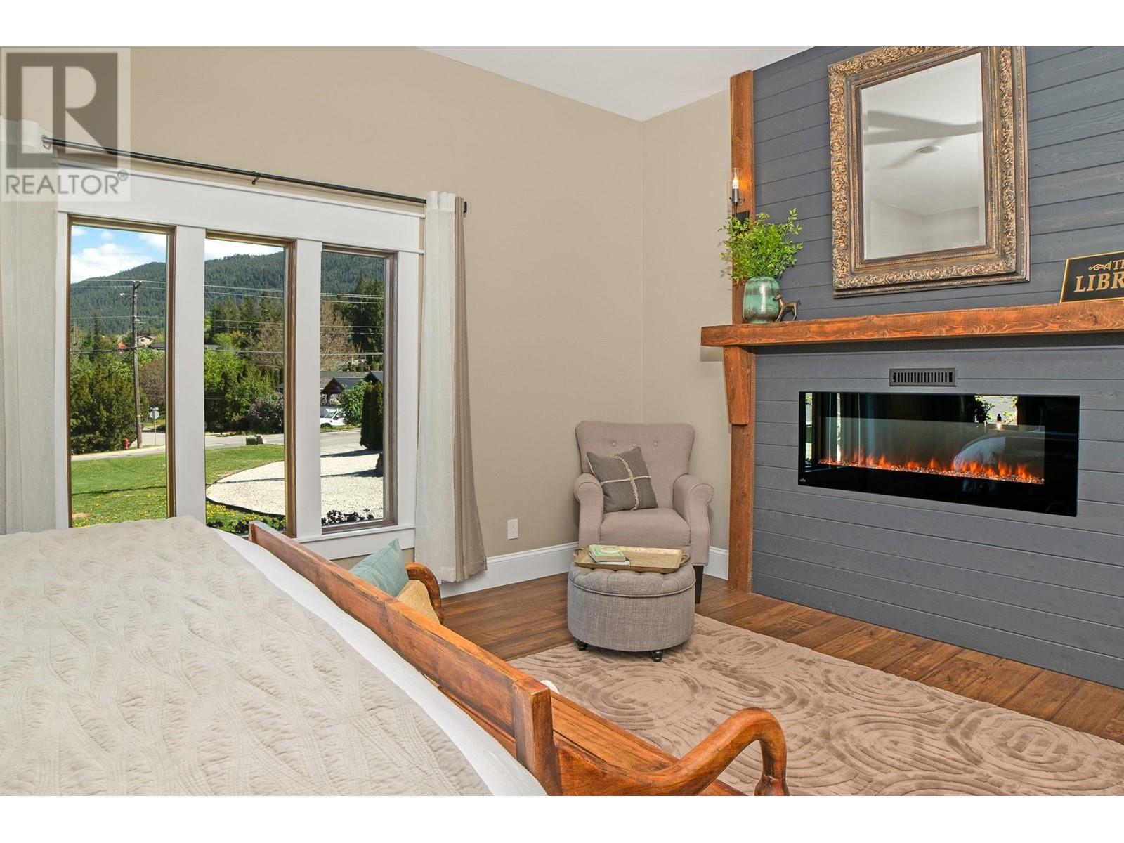 315 Canyon Street, Creston, British Columbia  V0B 1G3 - Photo 18 - 10346861