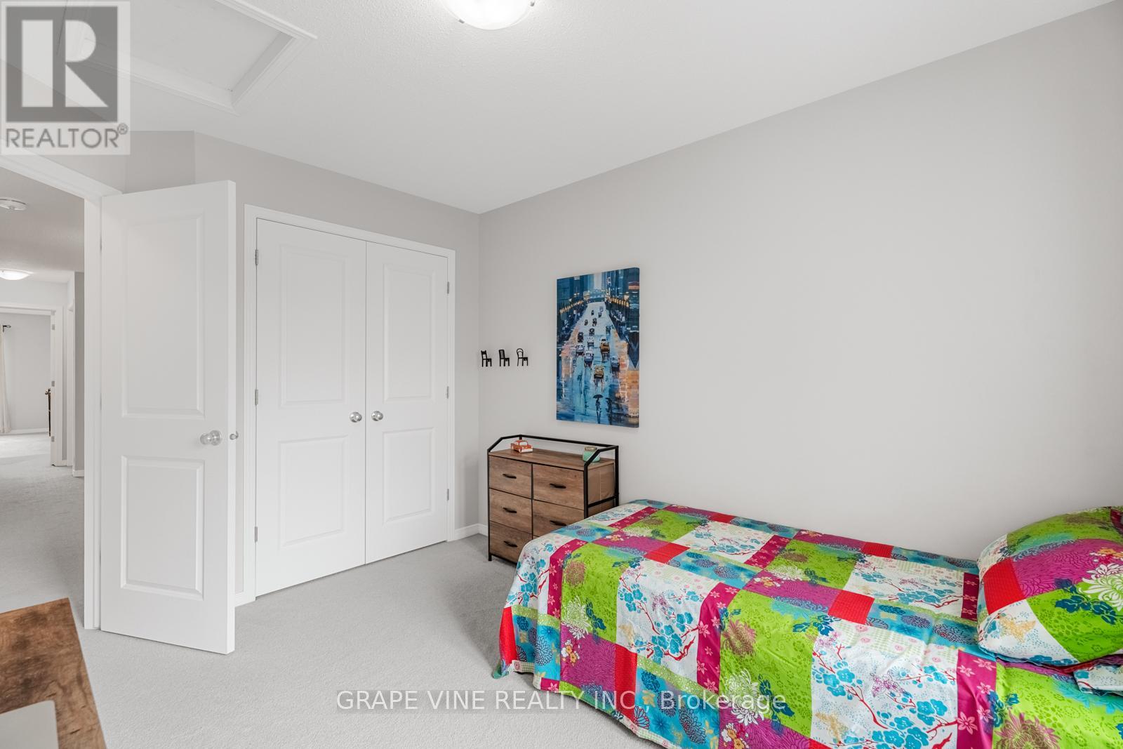 678 Taliesin Crescent, Ottawa, Ontario  K2S 2W5 - Photo 27 - X12147130
