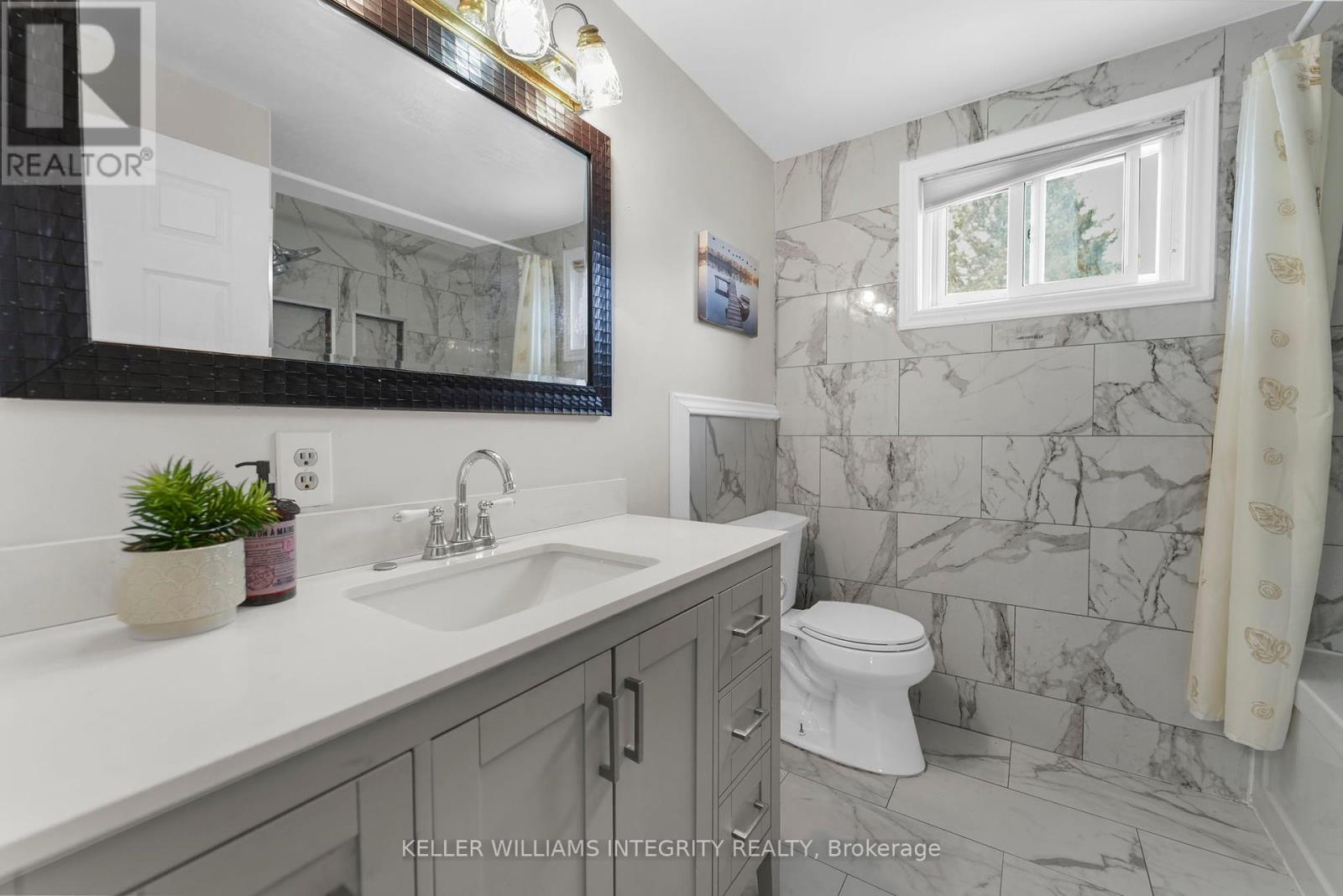 44 Poole Creek Crescent, Ottawa, Ontario  K2S 1T7 - Photo 19 - X12147211