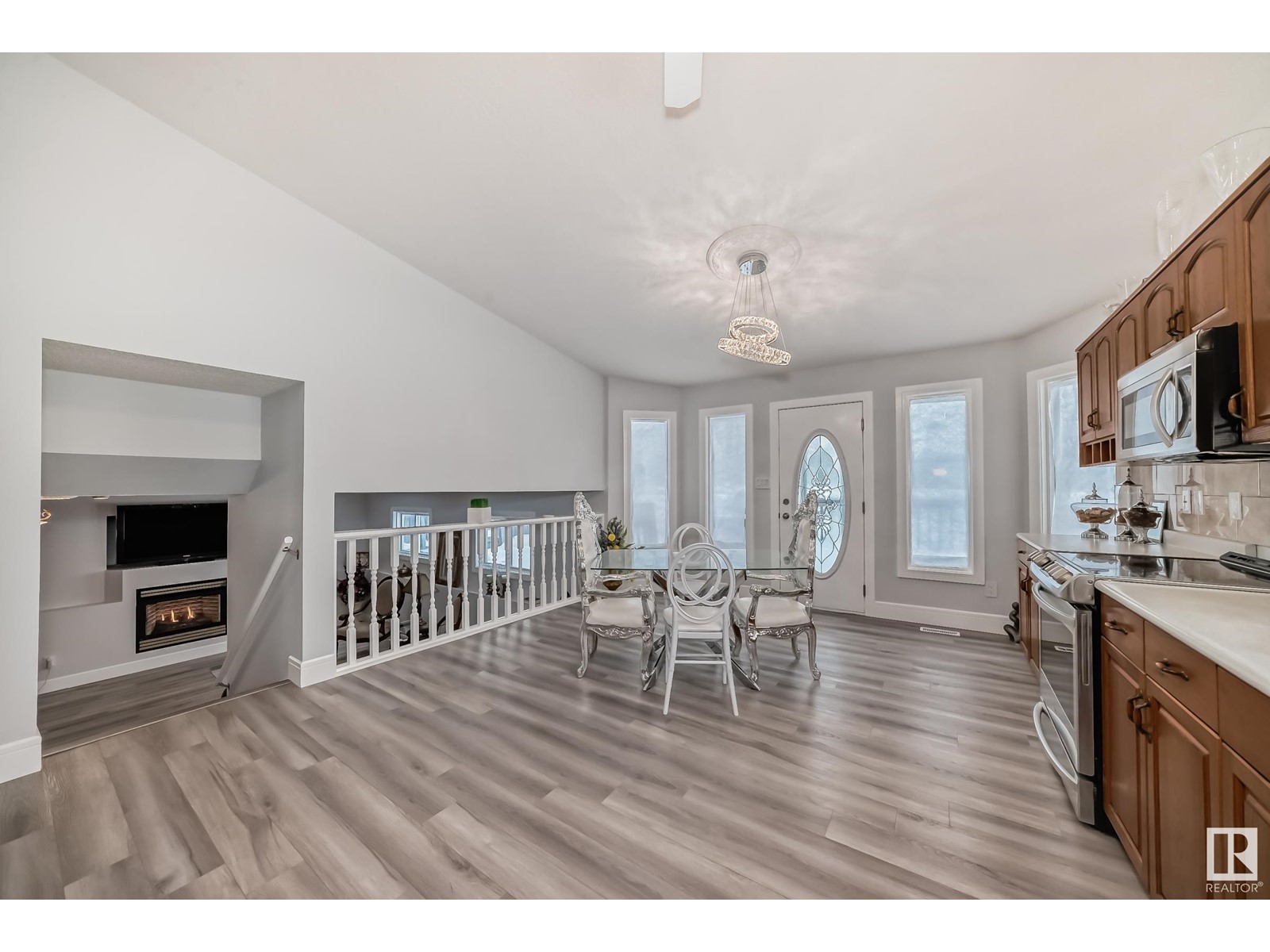 Property at 10735 BEAUMARIS RD NW image 1