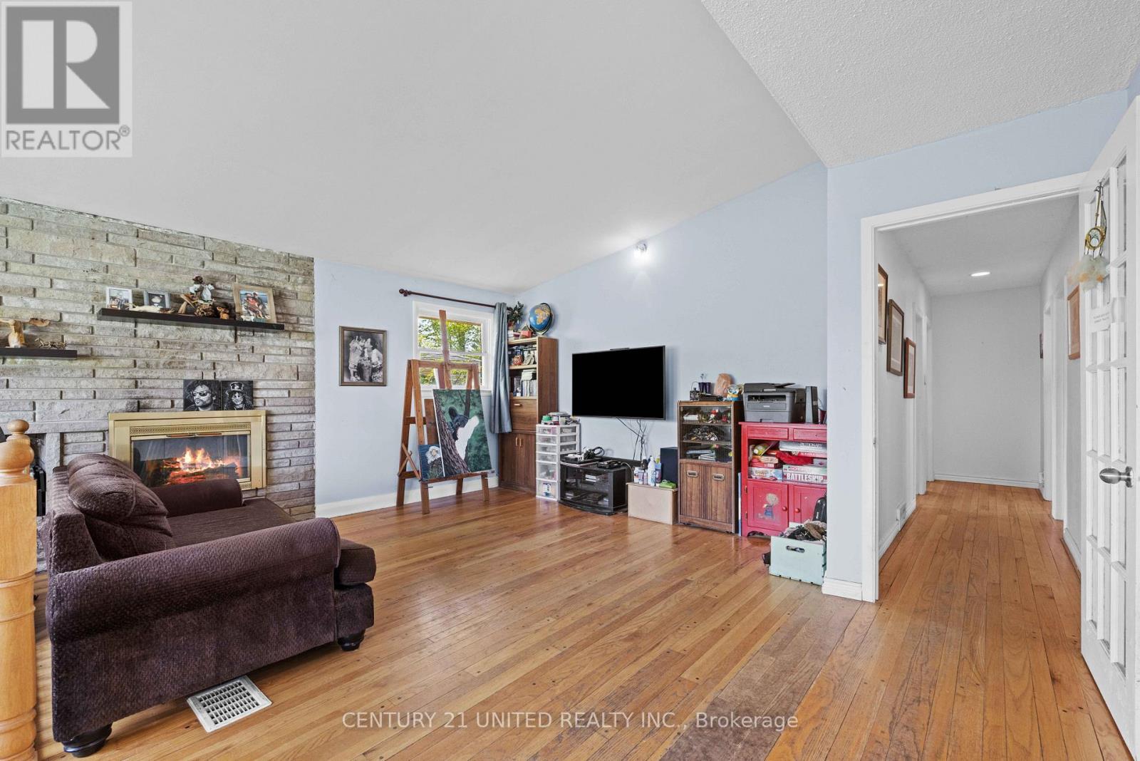 762 Weller Street, Peterborough Central, Ontario  K9J 4X5 - Photo 11 - X12147044
