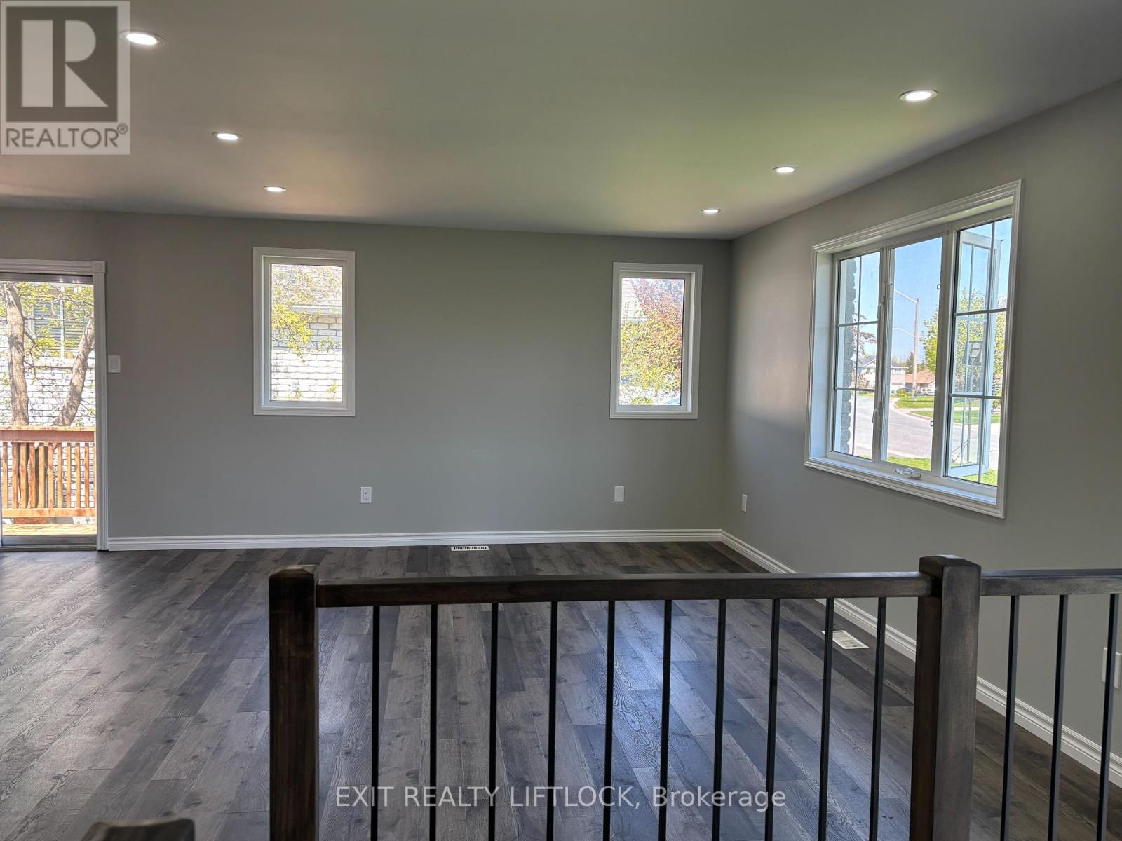 1018 Baker Street, Peterborough North, Ontario  K9H 7P8 - Photo 6 - X12147159