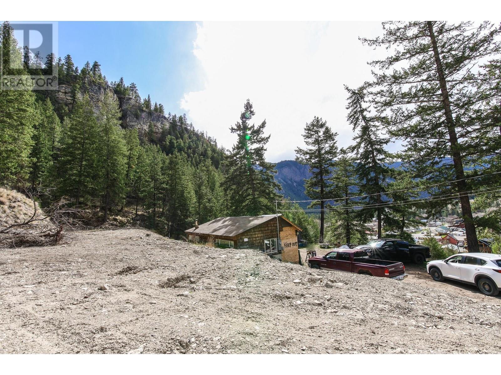 852 First Avenue, Hedley, British Columbia  V0X 1K0 - Photo 19 - 10342552