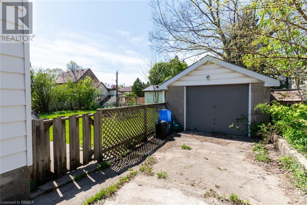 Property at 6 EASTBOURNE Street image 2