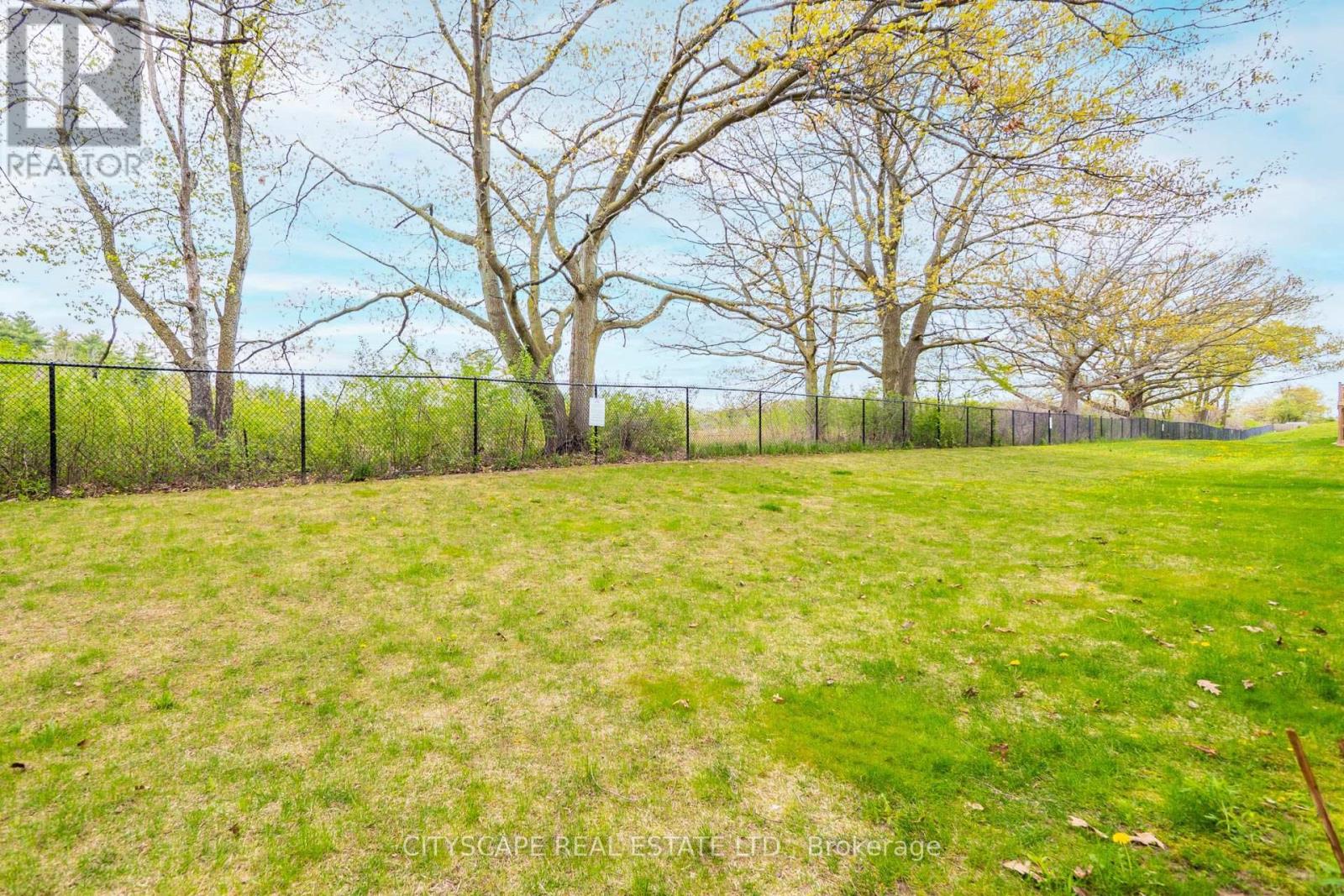 20 - 135 Hardcastle Drive W, Cambridge, Ontario  N1S 0B6 - Photo 48 - X12105697