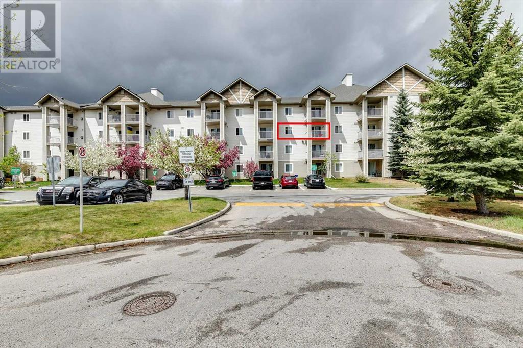 Property at 347, 1717 60 Street SE image 3
