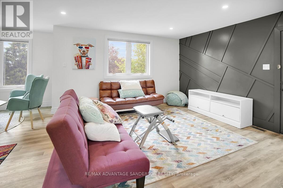 23062 Hyde Park Road, Middlesex Centre, Ontario  N0M 2A0 - Photo 41 - X12147095