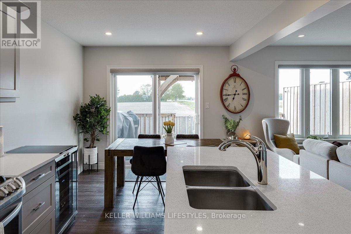 100 Gilmour Drive, Lucan Biddulph, Ontario  N0M 2J0 - Photo 21 - X12147215