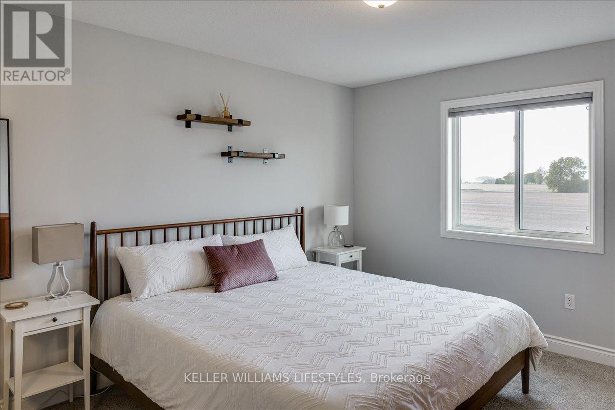 100 Gilmour Drive, Lucan Biddulph, Ontario  N0M 2J0 - Photo 28 - X12147215