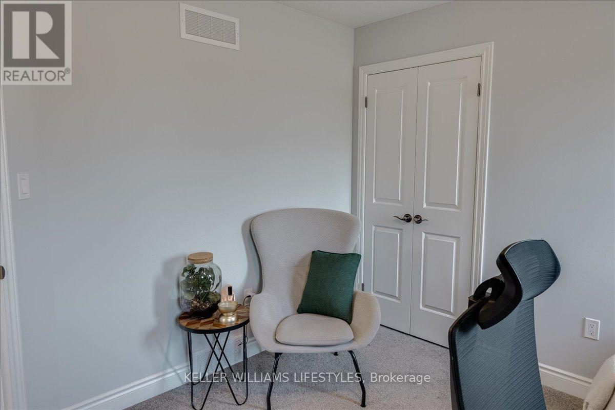 100 Gilmour Drive, Lucan Biddulph, Ontario  N0M 2J0 - Photo 34 - X12147215