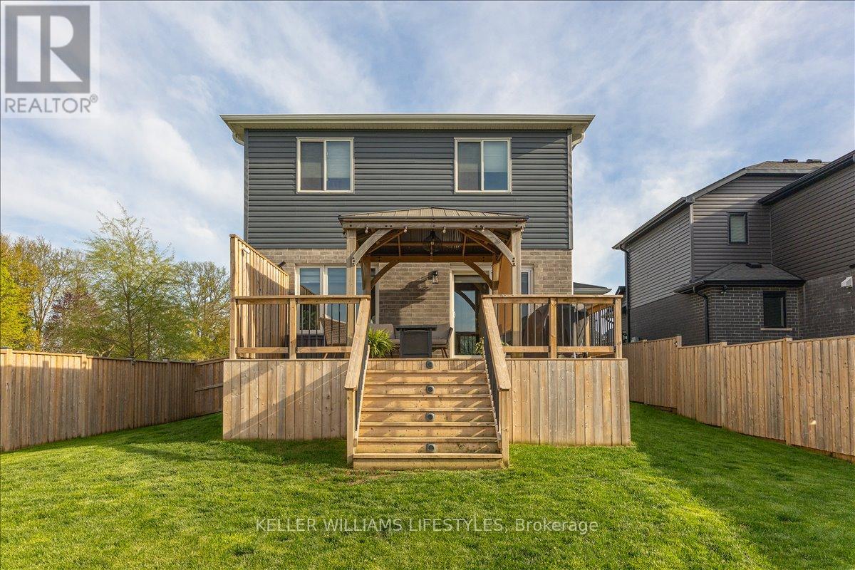 100 Gilmour Drive, Lucan Biddulph, Ontario  N0M 2J0 - Photo 39 - X12147215