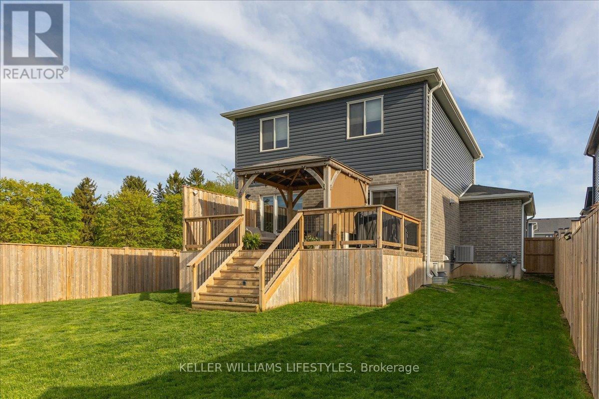 100 Gilmour Drive, Lucan Biddulph, Ontario  N0M 2J0 - Photo 40 - X12147215