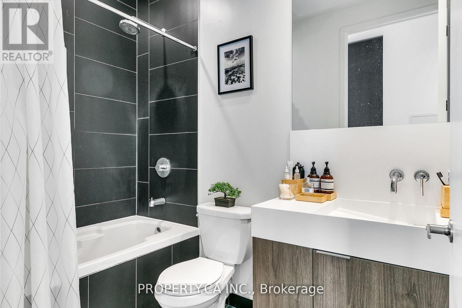 4005 - 15 Lower Jarvis Street, Toronto, Ontario  M5E 1R7 - Photo 19 - C12146789