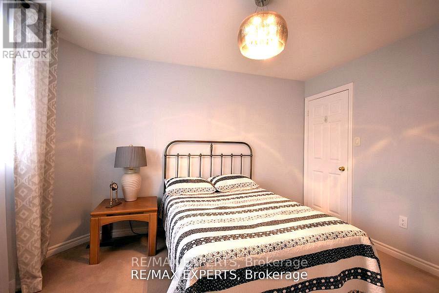 5 Kelsey Crescent, Barrie, Ontario  L4N 0J5 - Photo 28 - S12034562