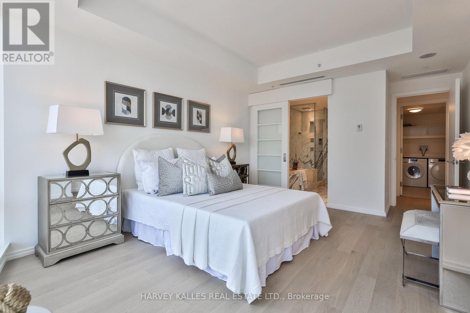 3808 - 180 University Avenue, Toronto, Ontario  M5H 0A2 - Photo 29 - C12146944