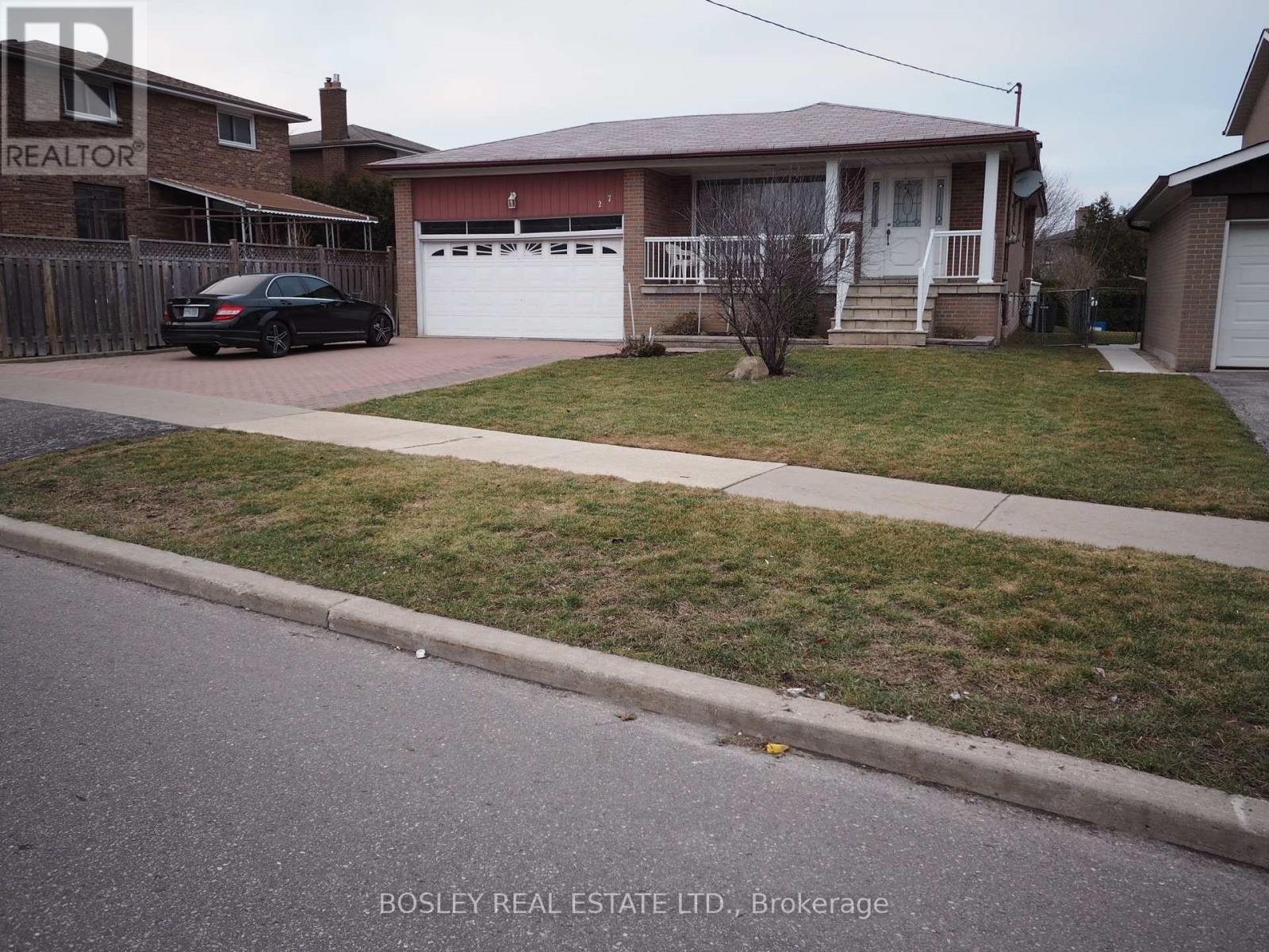 27 EDMONTON ROAD, Toronto, Ontario